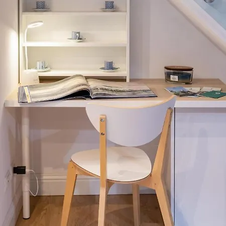 Nido Blu Cosy Home