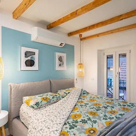 Nido Blu Cosy Home